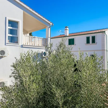 By The Sea - 22241 * Rogoznica (Sibenik-Knin)