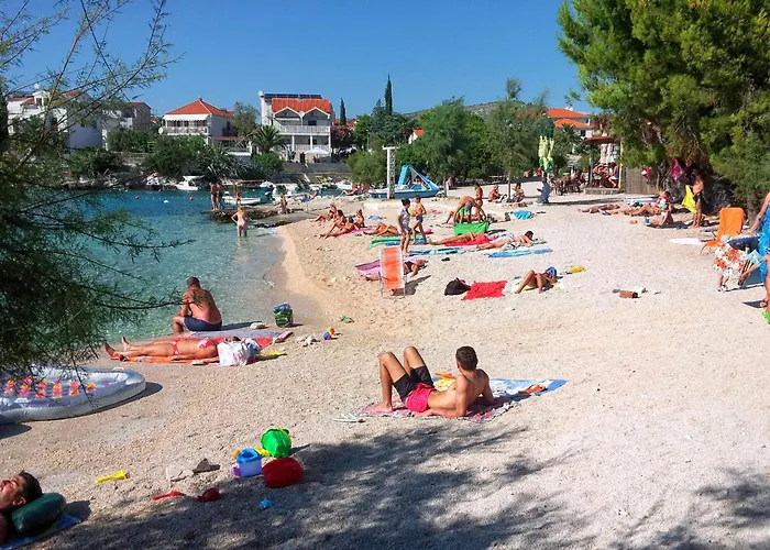 By The Sea - 22241 Rogoznica (Sibenik-Knin)