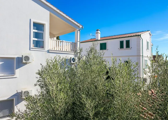 By The Sea - 22241 * Rogoznica (Sibenik-Knin)