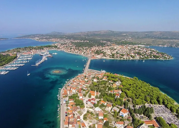 Apartman By The Sea - 22241 Rogoznica (Sibenik-Knin)