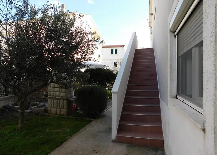 By The Sea - 22241 Rogoznica (Sibenik-Knin)